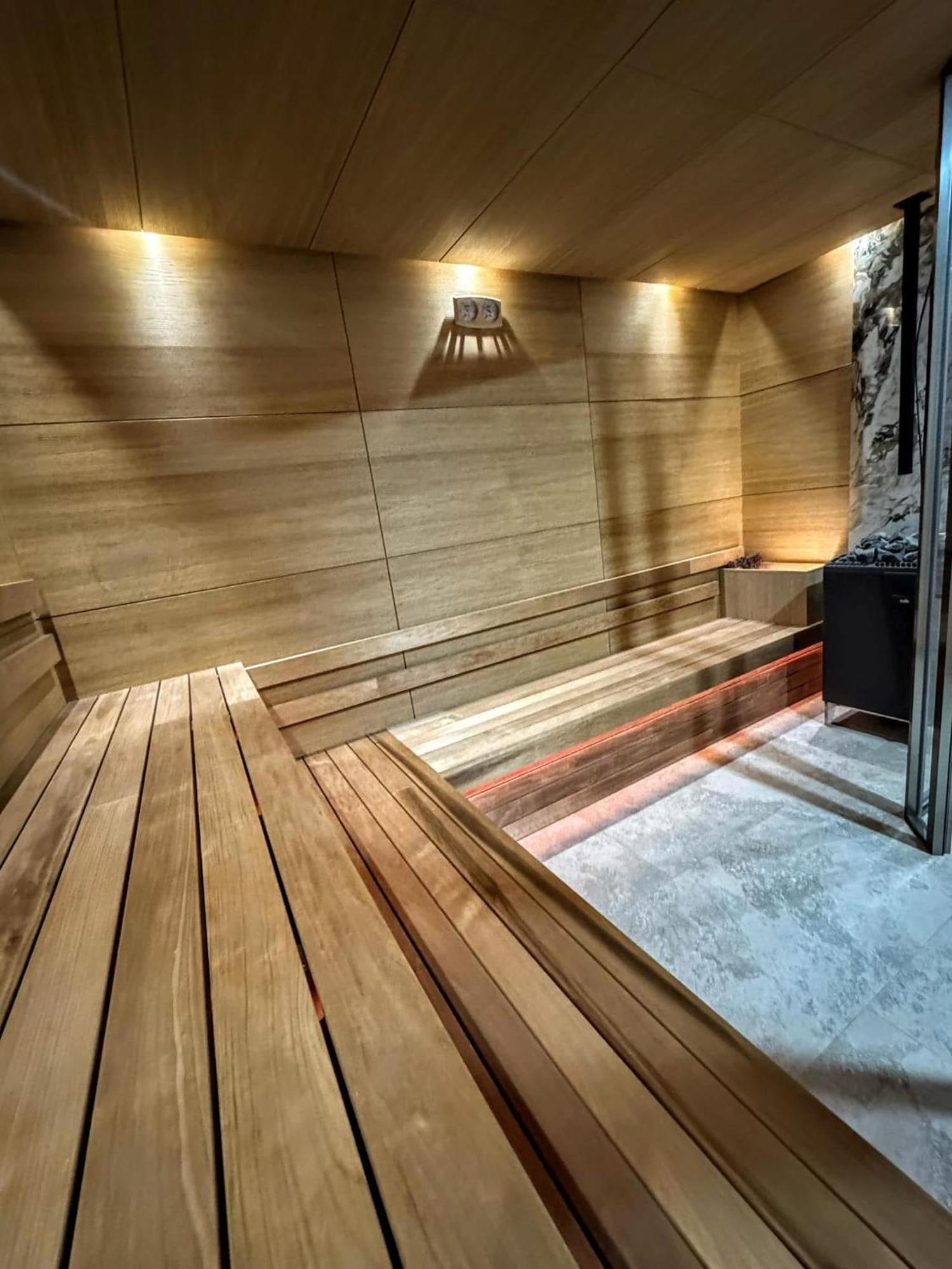 Boris House Hotel ออร์คนายโนโว่ ภายนอก รูปภาพ